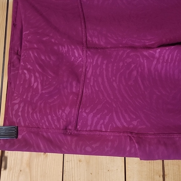 Athleta Stash Pocket Capri NEW Size XS - Picture 6 of 9